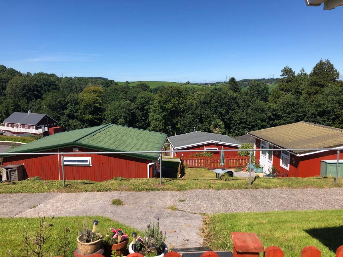 Chalet18 Carmarthen Bagian luar foto