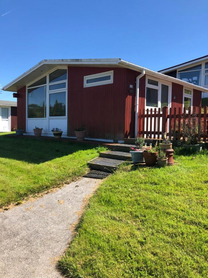 Chalet18 Carmarthen Bagian luar foto